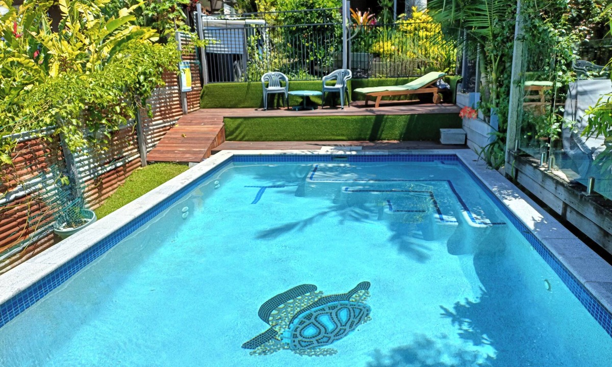 Yaroomba Apartment | The Treehouse at Squeaky Sands | Luxury, Serenity, Views