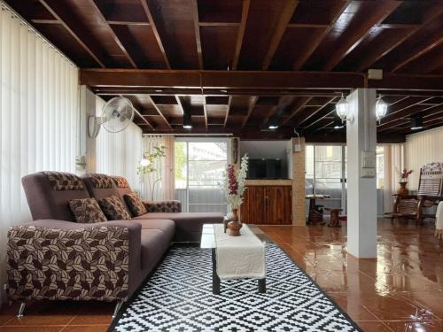 Wieng House | Tintin home