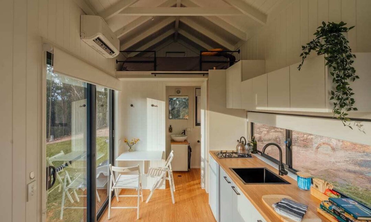 Millingandi Cabin | Tiny Sophie Summary: