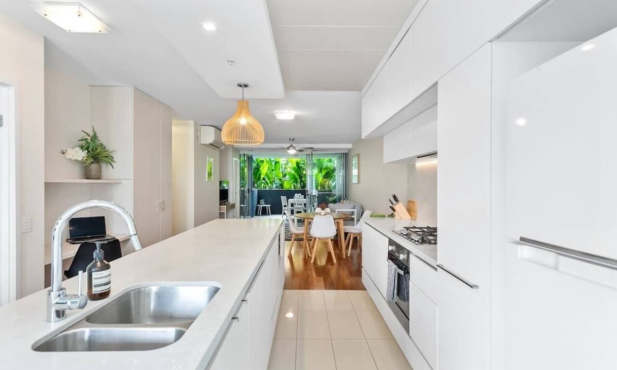 West End Apartment | Tropical Resort ~ 2 Bed/2 Bath/1 Car ~ West End
