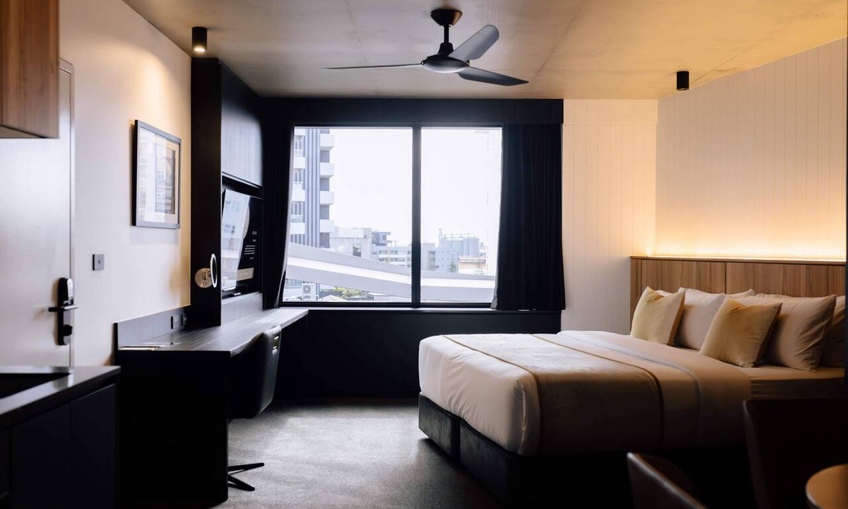 Newcastle Hotel | Two Bedroom Interconnect In CBD