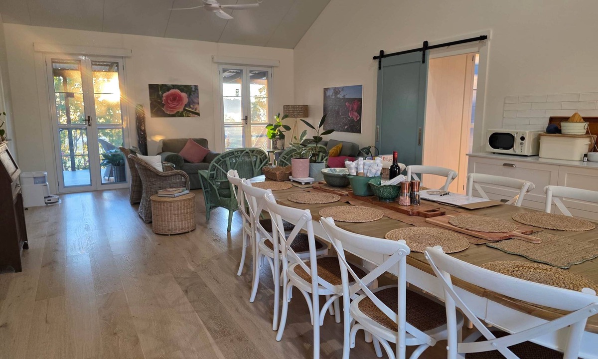 Gloucester House | Unwind at new and beautiful Blue Wren Hill