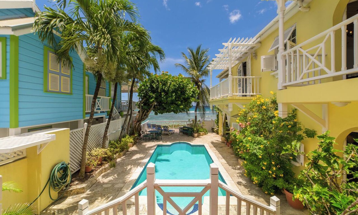 Hastings Apartment | Upper Beachgate - On the Beach.