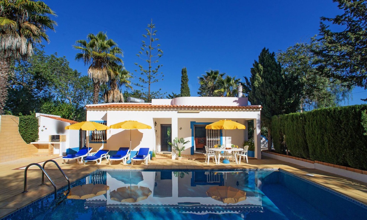 Alpouvar House | Vacation home Maria by Interhome