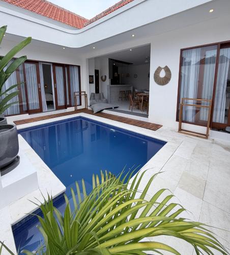 Batubelig Villa | Villa Amore