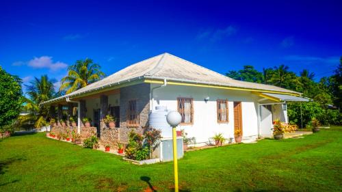La Passe House | Villa Antonia