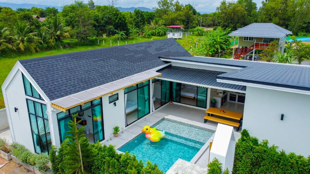 Nakhon Nayok Hotel | Villa Paramount 1