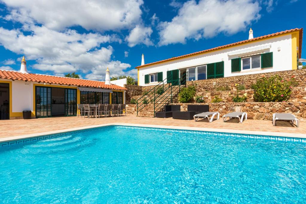 Tunes Villa | Villa Rita