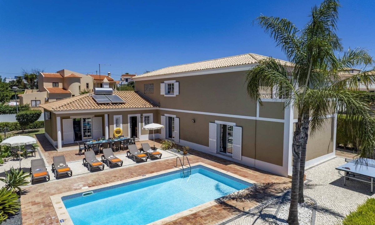 Figueiral Villa | Villa Teotel by Villa Plus