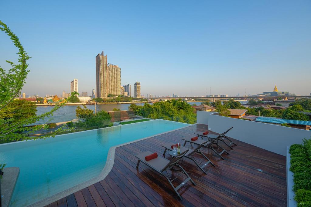 Bang Phlat Hotel | WE HOTEL RIVERFRONT