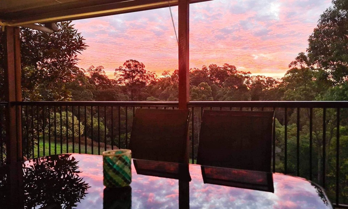 Cashmere House | Welcome to the Hilltop Retreat