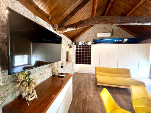 Amarante Ski Chalet | Wine Press INN