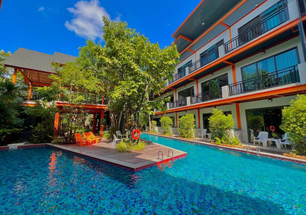Chalong Hotel | WOW PHUKET