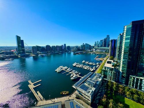 Docklands House | Yarra Accommodation Private Apartment & Ensuite Room