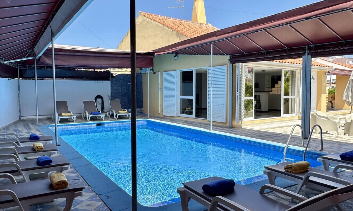 Areias de Sao Joao Villa | Yellow | Private pool | 12 Pax | Albufeira