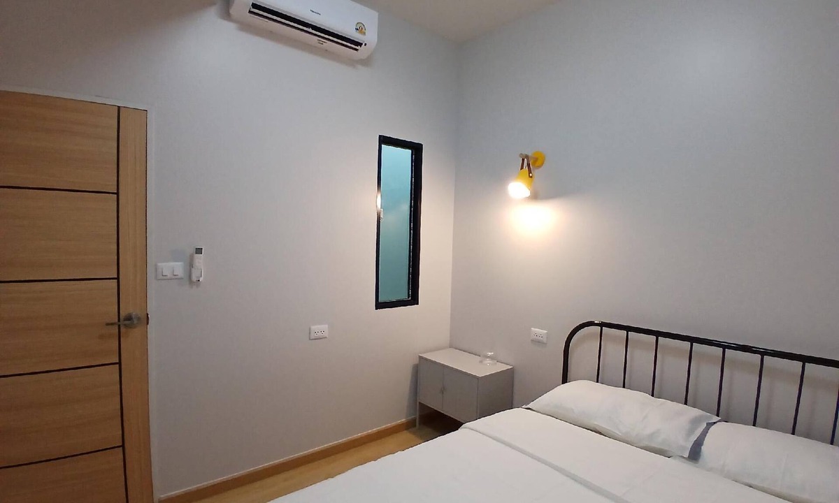 Bang Khae Nuea House | YOOSABAI HOSTEL AND GUESTHOUSE