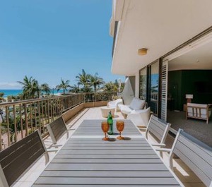 The Rocks Resort 