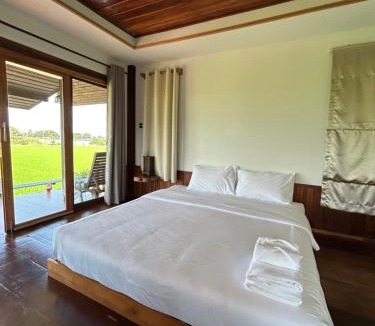 Sakae Krang Resort | บ้านกลางเกาะ รีสอร์ท