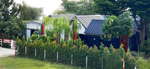 Racha Thewa House | บ้านต้นลมสุวรรณภูมิ Baantonlom suvarnabhumi