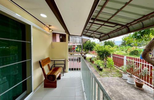 Klaeng House | บ้านสวนบรรจงอักษร Bansuan Banjong Akkson
