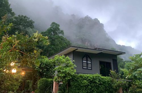 Chiang Dao House | วีรพัชนารา