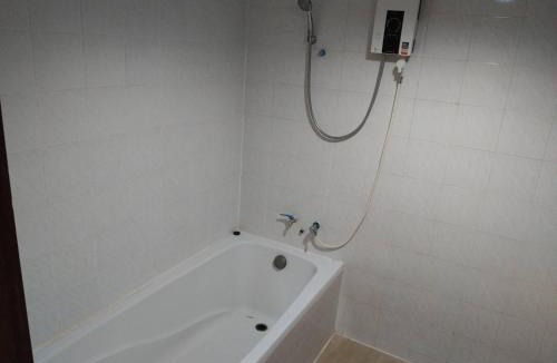 Chachoengsao Hotel | โรงแรมโกลเด้นอินน์
