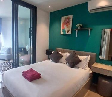 Pattaya Bay Apartment | 芭提雅 市中心 海景公寓预定 健身房 无边泳池 临近海滩 日光浴 22f
