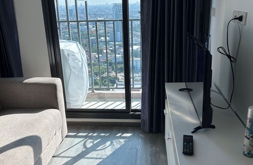 Suan Luang Condo | #1 Summer sunshine 29sqm Room with AC, fitness room, WiFi, pool, washing machine