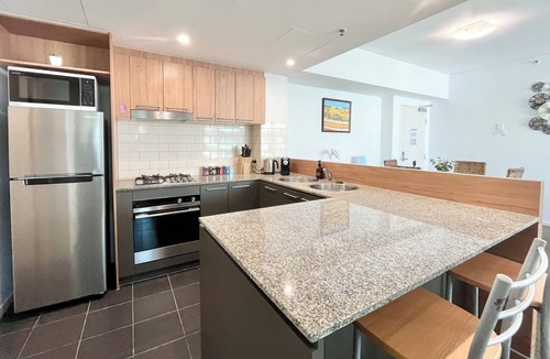 Cairns Central Business District Apartment | '117' Impressions by the Sea— 2BR | 2BA | Ocean Views | Parking