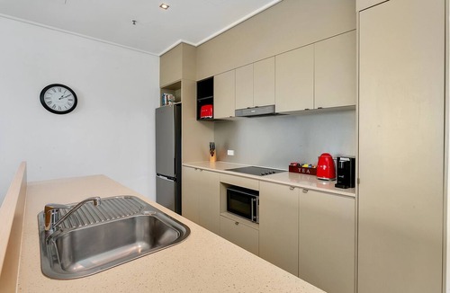 Cairns Central Business District Apartment | '123' Top Floor Luxe Suite — 1BR | 1BA | Pool | Ocean Views