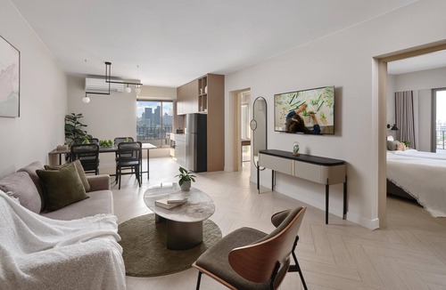 Ekkamai Condo | 2 Br/75SQM/Sukhumvit71/monthly