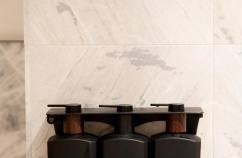 Surry Hills Hotel | 202 Elizabeth