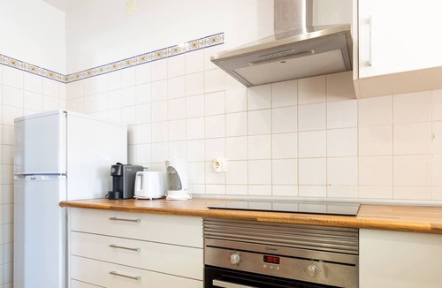 Castelo Apartment | #204 Larimar Flat by Home Holidays