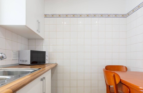 Castelo Apartment | #204 Larimar Flat by Home Holidays