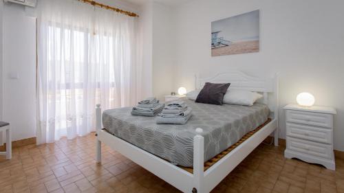 Altura Apartment | 2BD Apartment in Alagoa Beach by LovelyStay