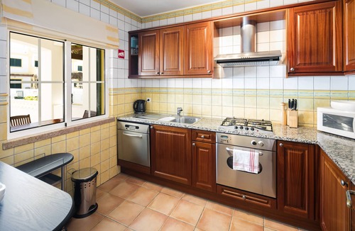 Benagil Villa | 2Bed,3 Bath Villa with Cliff Top Pool + Sea Views