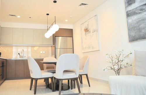 Trade Center Apartment | 2BR beachfront apartment with rooftop pool & Palm Jumeirah views