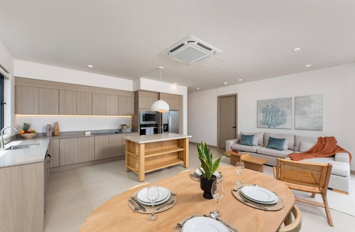 Coco Condo | 2BR Ocean View + Beach Club in Playas del Coco | Naumi N534