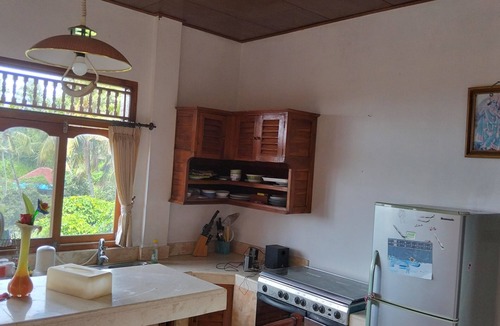 Kayu Putih House | 3-bedroom house in North Bali with AC, WiFi and pool and views. Enjoy your stay!