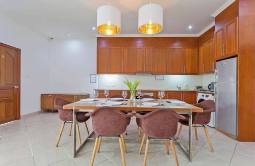 Pratumnak Hill Villa | 3 beds Pratamnak Near Walking Street