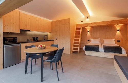 Viana do Castelo House | 3 Modern Studios with Sunlit Deck by HostWise