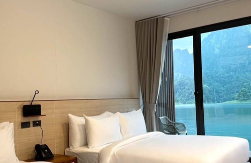 Ban Ta Khun Resort | 360 issara Floating Resort
