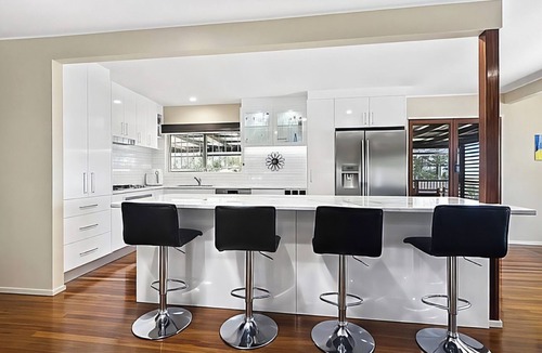 Everton Hills House | 4 bedrooms, with a private cinema, swimming pool and 2 parking spaces