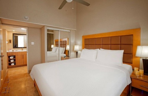 Hastings Hotel | 4 Rooms w/Balcony, Free Parking, In-House Mini Golf Course & Private Beach!
