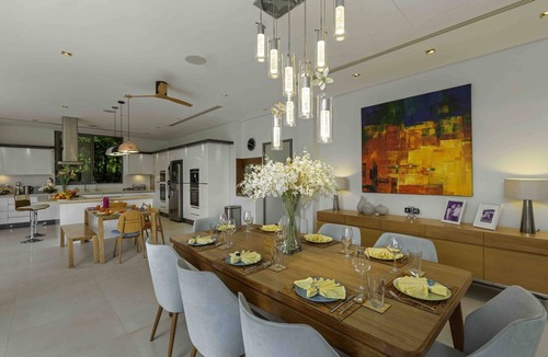 Khok Kloi Villa | 4BR Villa White Skies, Sleep 8, Breakfast, Staff