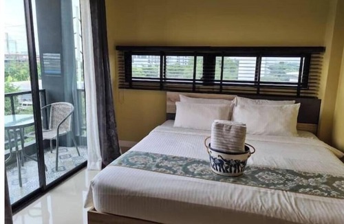 Thung Song Hong Apartment | 4thFl LanternSuites&maid Service