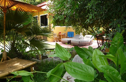 San Klang Bed & Breakfast | #5 ENCHANTED GARDEN BUNGALOW