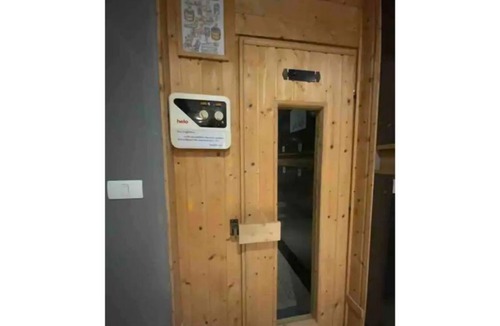 Bang Sue Condo | 50m MRT, Big C, 1 BR condo with Sauna, Pool & Gym