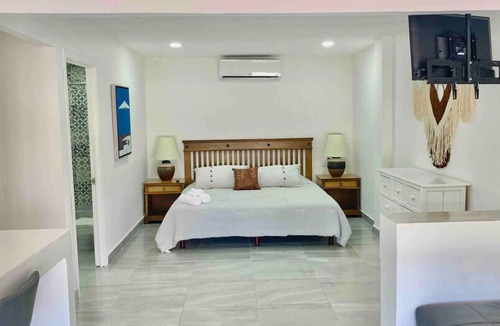 Centro Apartment | 5th Av Studio Close to the Beach ADO Ferry & Mall