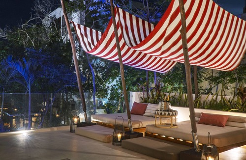 Tulum Villa | 6 BR VILLA WITH 3 JACUZZI AND POOL